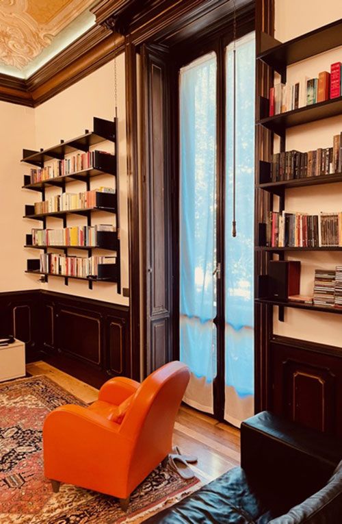 Continua bookcase in a private residence